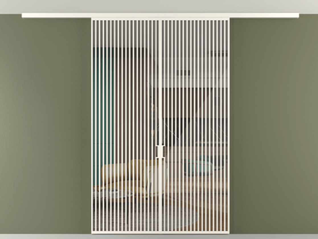 Перегородка Формато вдоль стены на потолок 2 створки АЛПР 040.06 Алюминий пудровый белый Рефлективное прозрачное стекло "Стопсол", калёное Цена 3099000 AMD | Volhovec