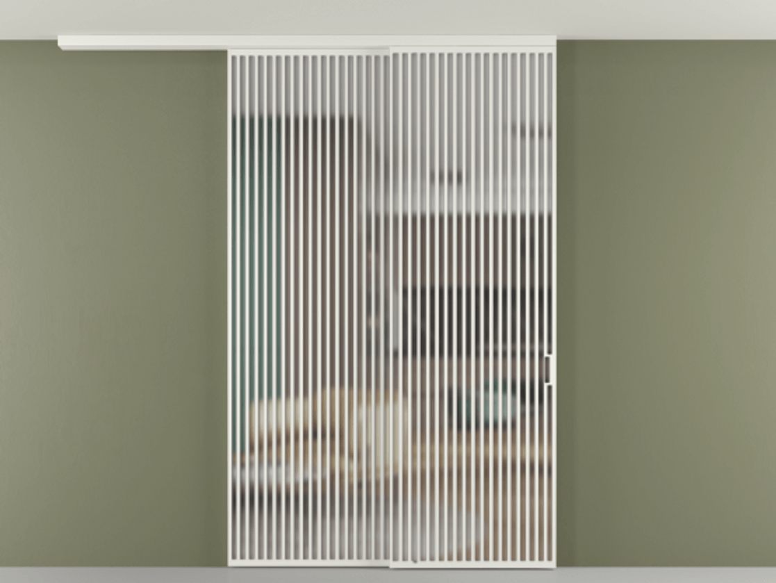 Перегородка Формато вдоль стены на потолок 2 створки с синхронным механизмом АЛПР 040.06 Алюминий светло-серый Сатинированное стекло "Мателюкс Кристал Вижн", калёное, матовое, каленое 6 мм Цена 3659430 AMD | Volhovec