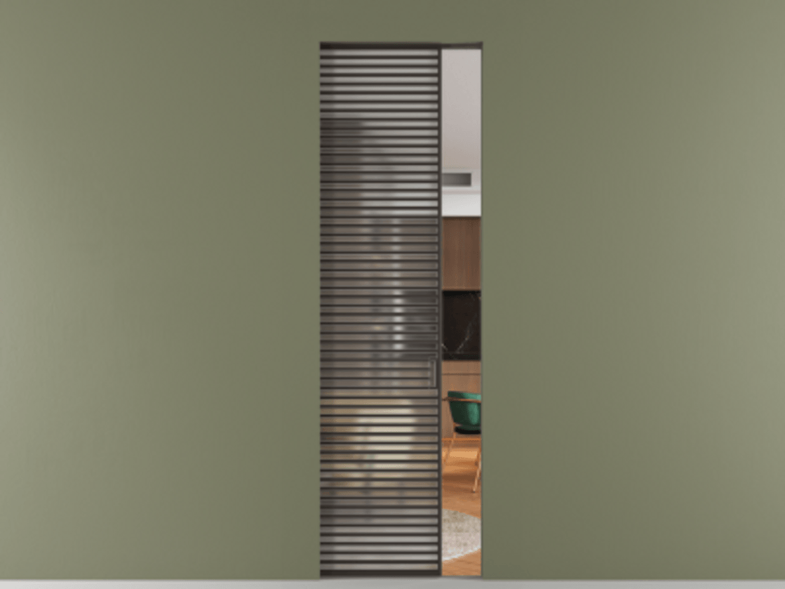 Перегородка Формато скрытый пенал 1 створка АЛПР 040.07 Алюминий антрацит Сатинированное стекло "Мателюкс Кристал Вижн", калёное, матовое, каленое 6 мм Цена 1619770 AMD | Volhovec